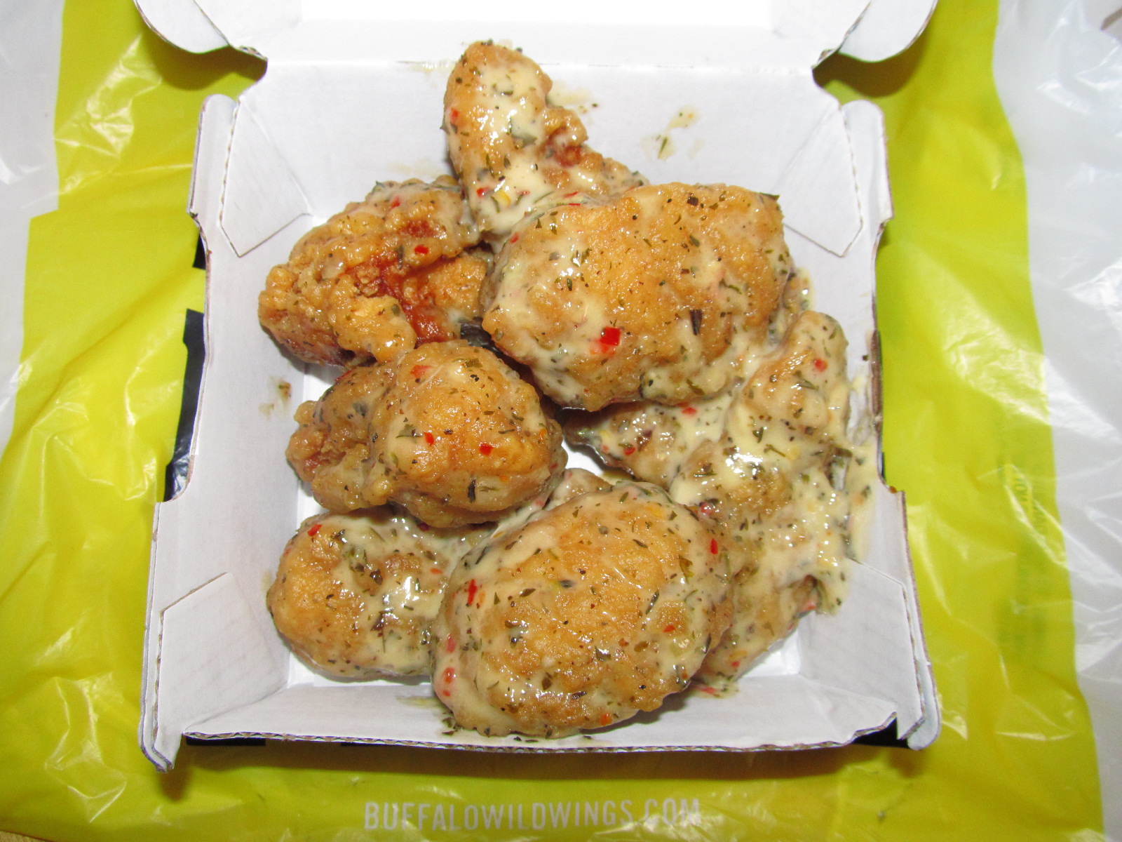 Buffalo Wild Wings-Style Garlic Parmesan Wings