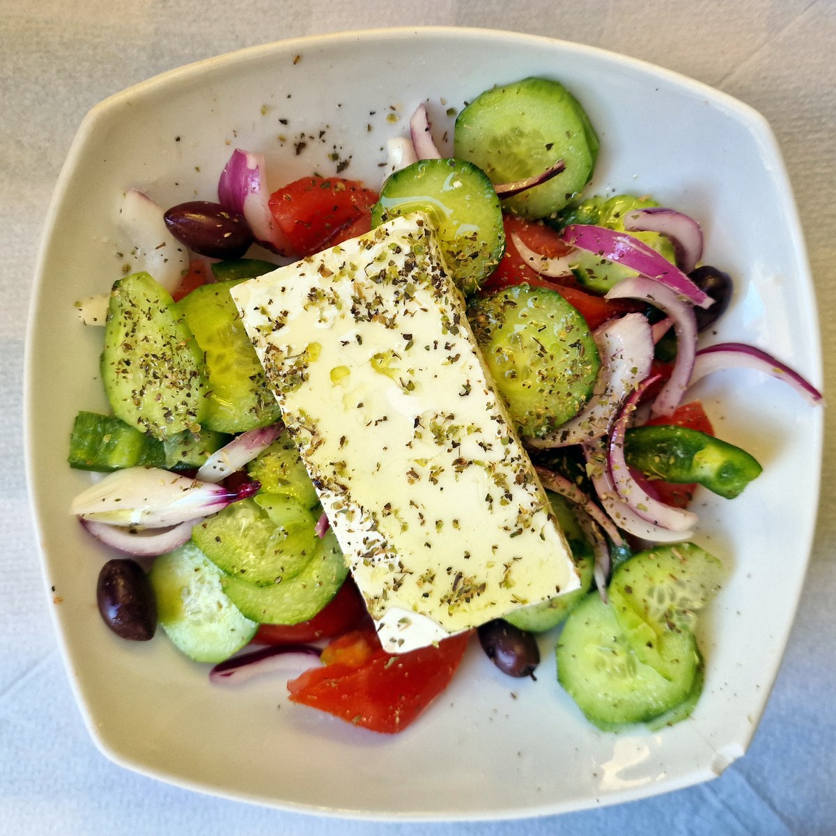 Cava-Style Greek Salad