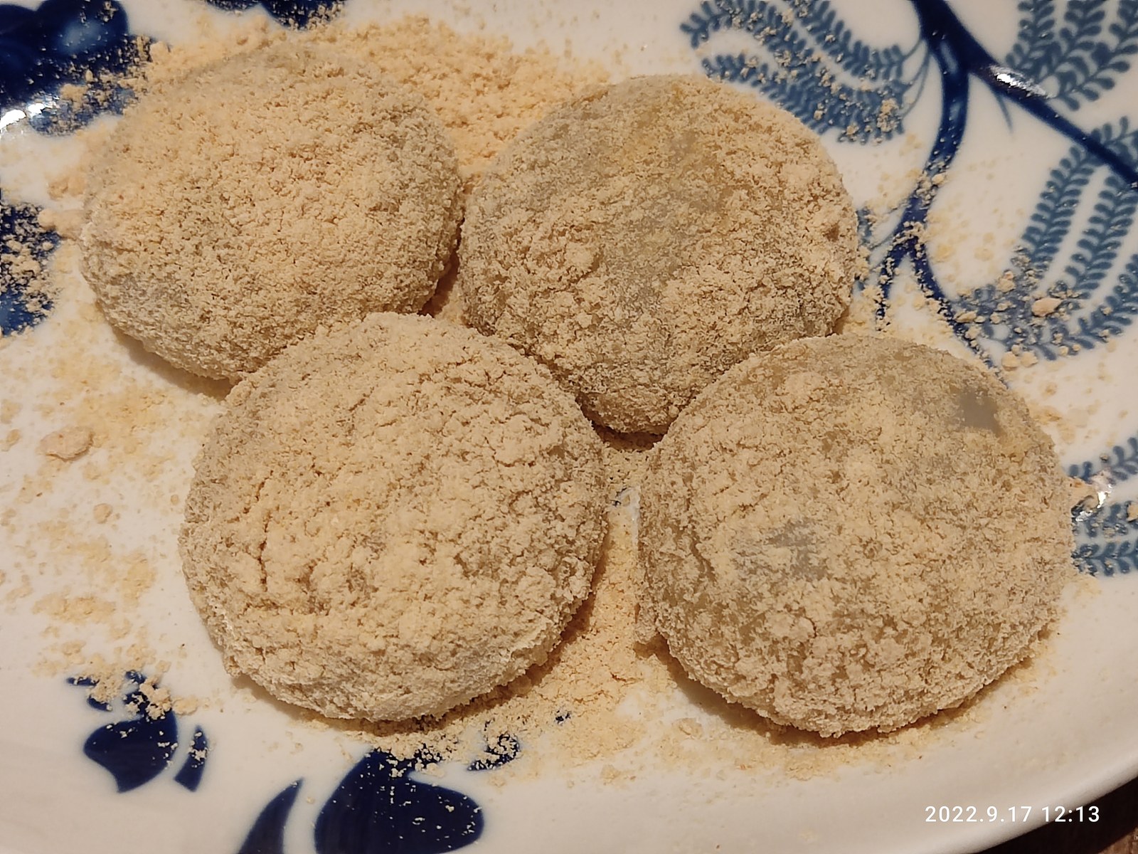 Din Tai Fung-Style Sesame Mochi Balls
