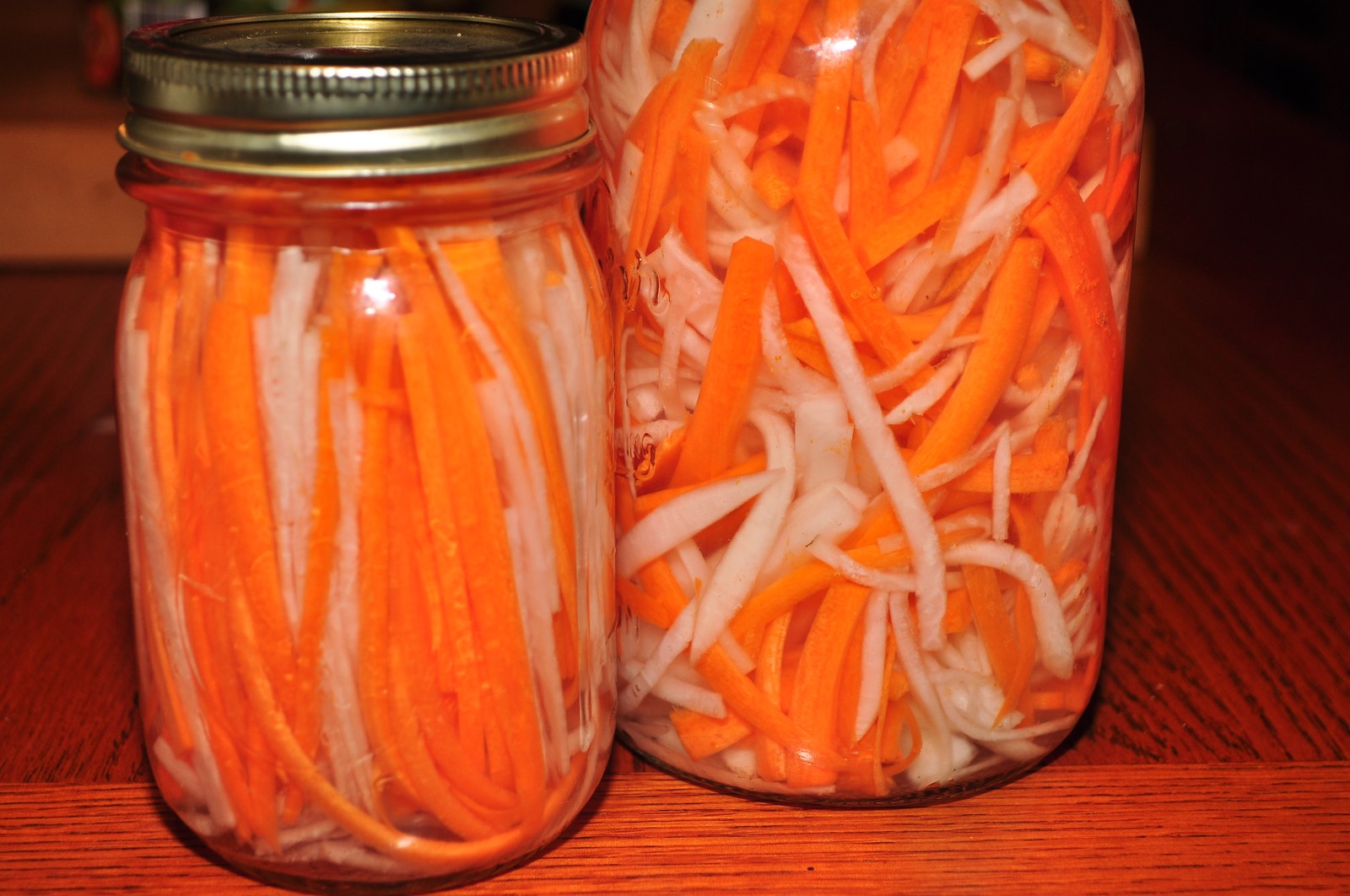 Lee's Sandwiches-Style Pickled Daikon and Carrots